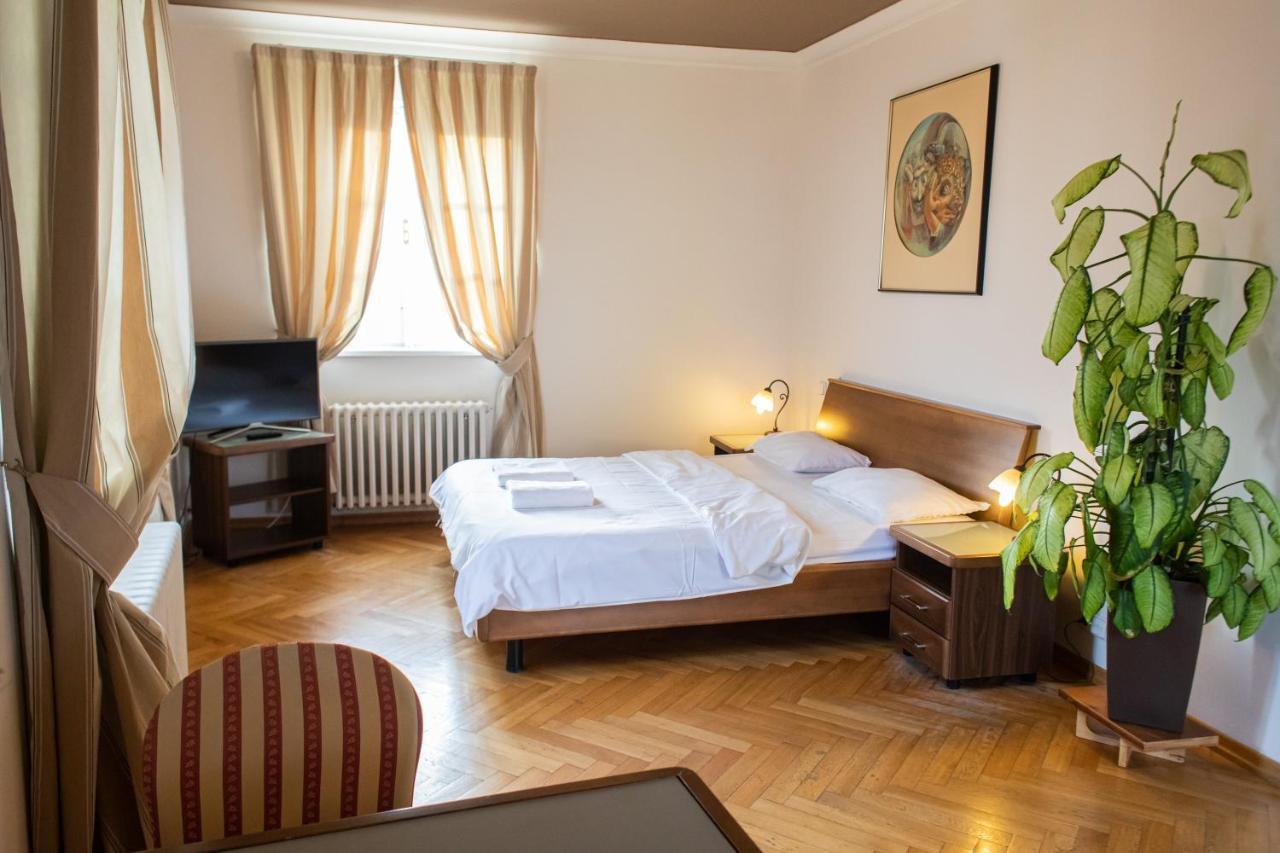 Residence Thunovska Prag Dış mekan fotoğraf