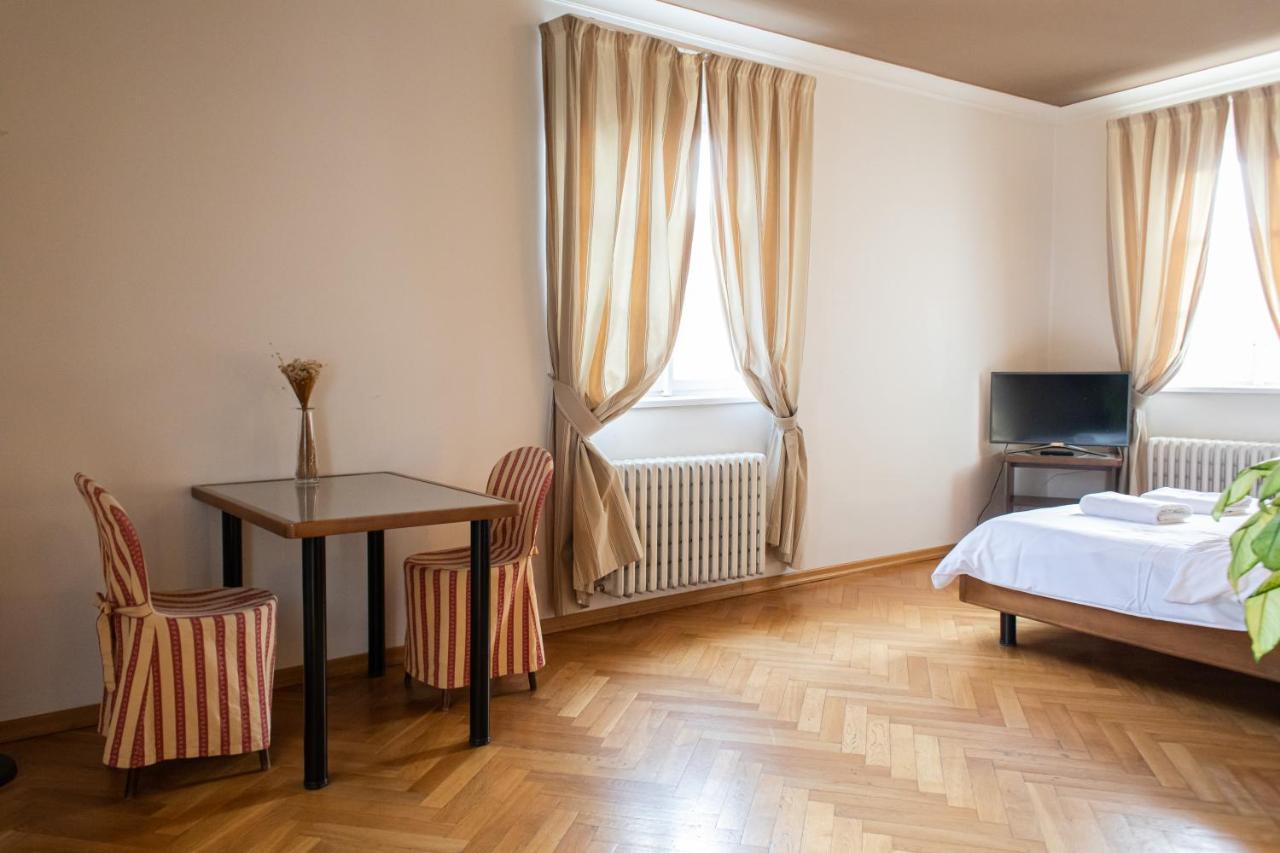 Residence Thunovska Prag Dış mekan fotoğraf