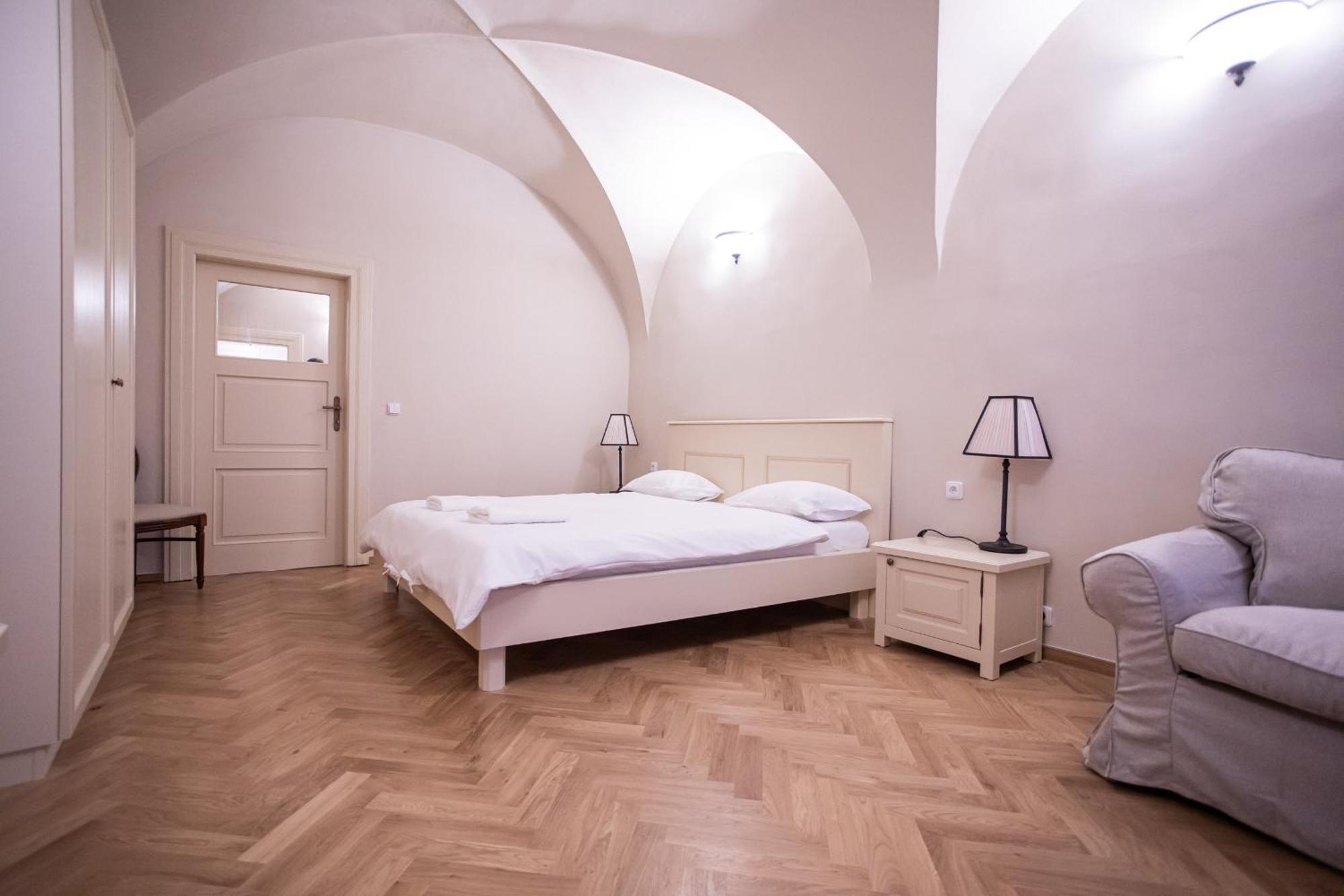 Residence Thunovska Prag Dış mekan fotoğraf